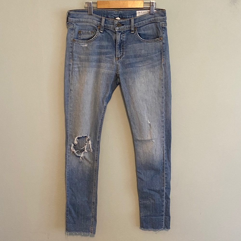 Rag & Bone Women’s Light Blue Distressed Skinny Jeans Size 27